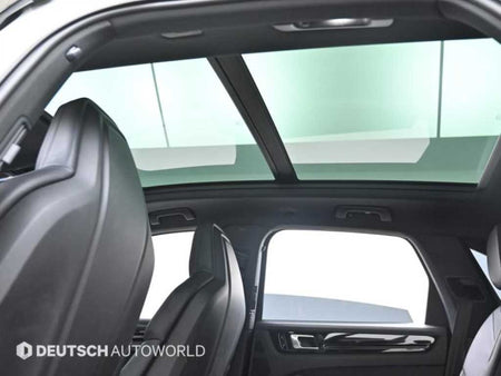 Porsche Cayenne — photo 19