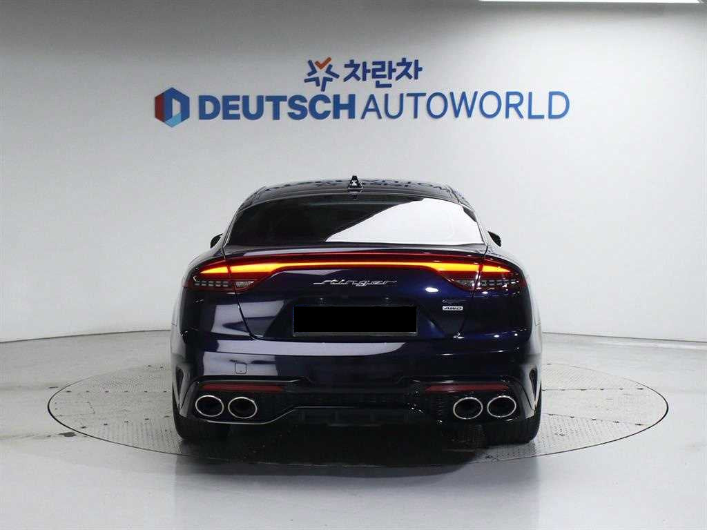 Kia Stinger — photo 04
