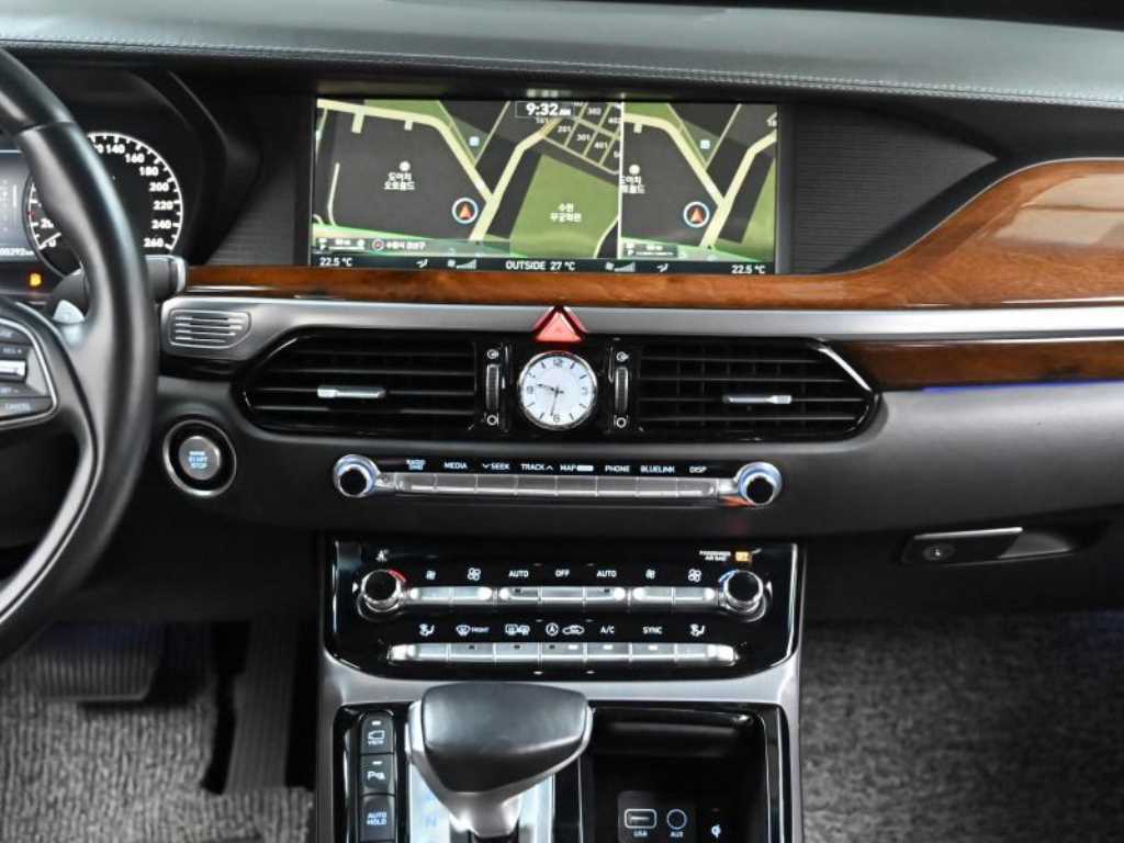 Genesis EQ900 — photo 14