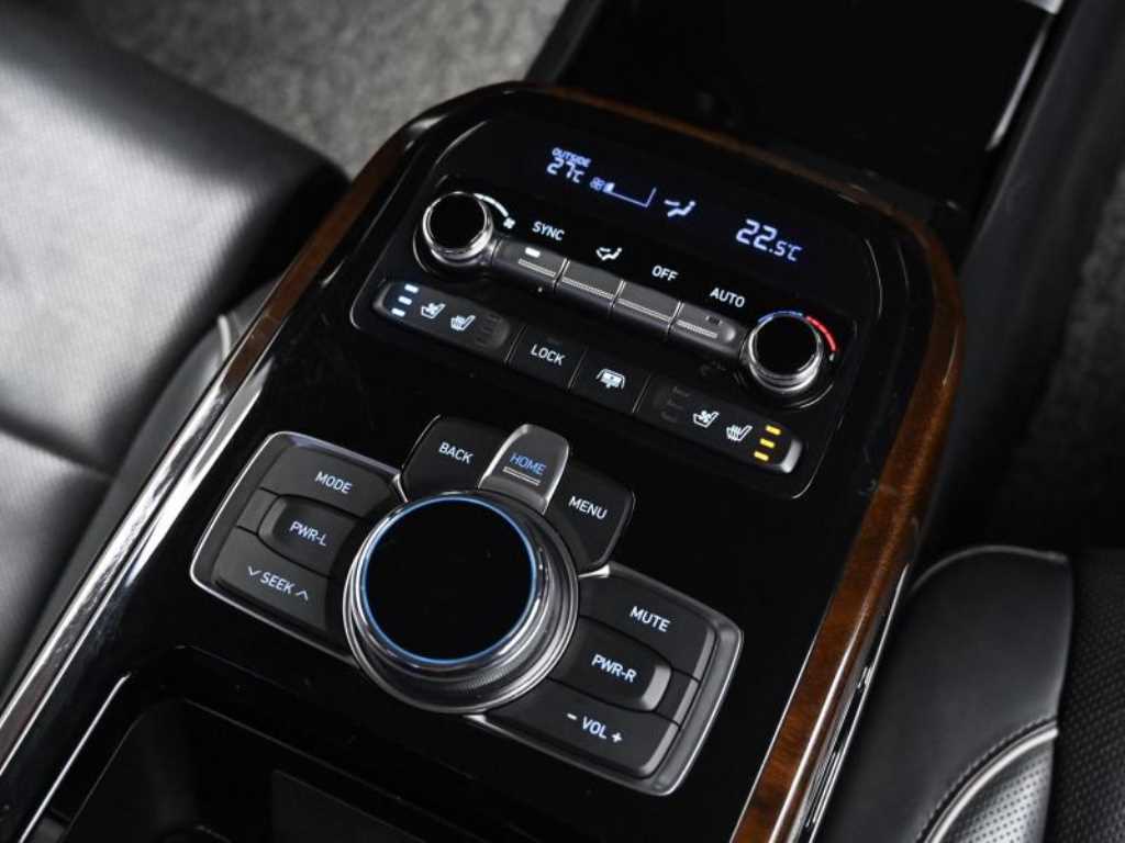 Genesis EQ900 — photo 16
