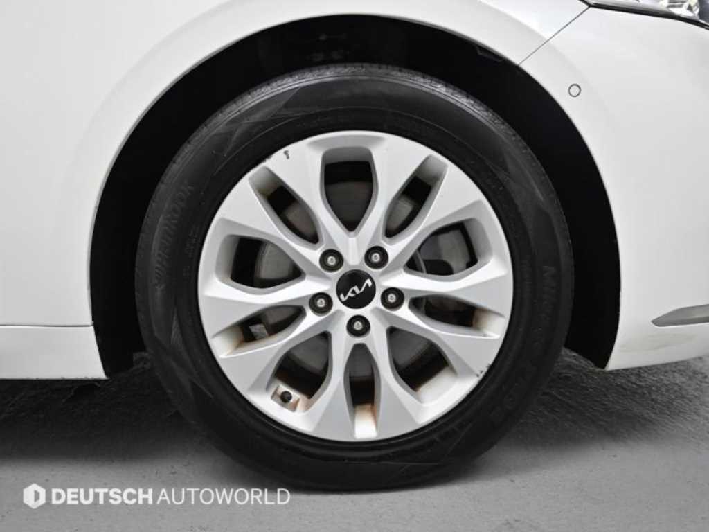 Kia K8 — photo 05