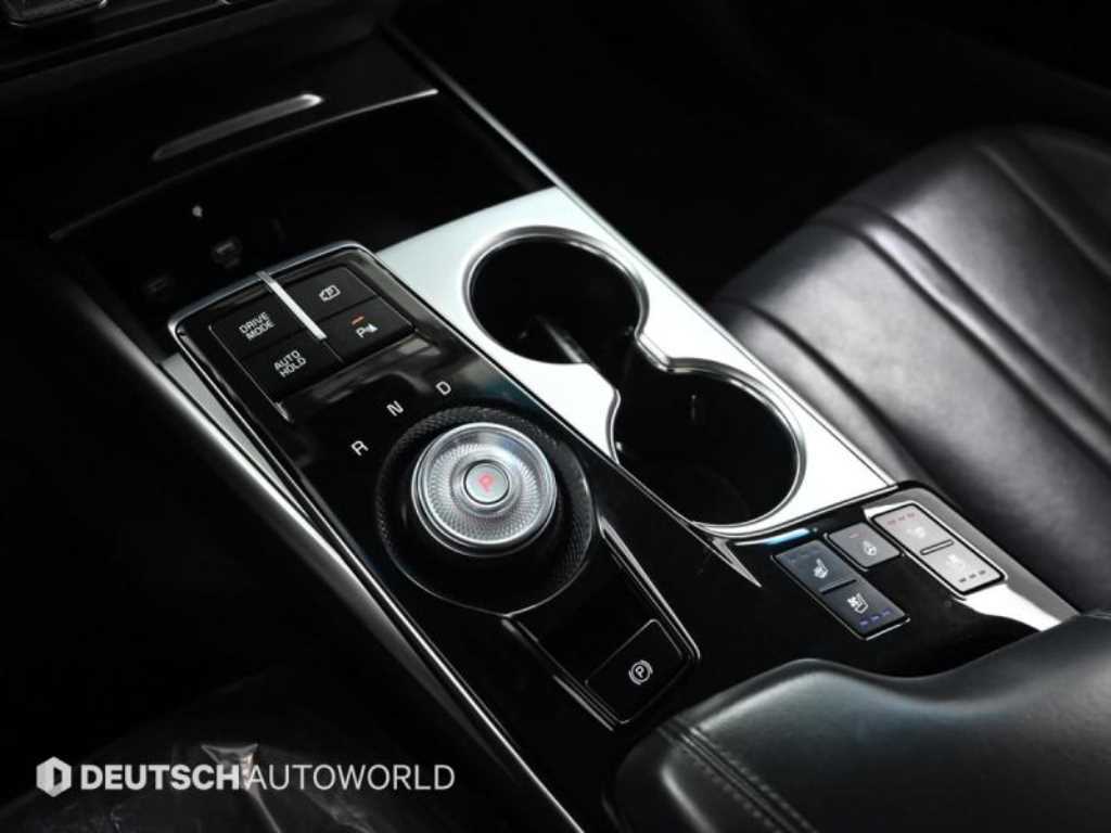 Kia K8 — photo 09