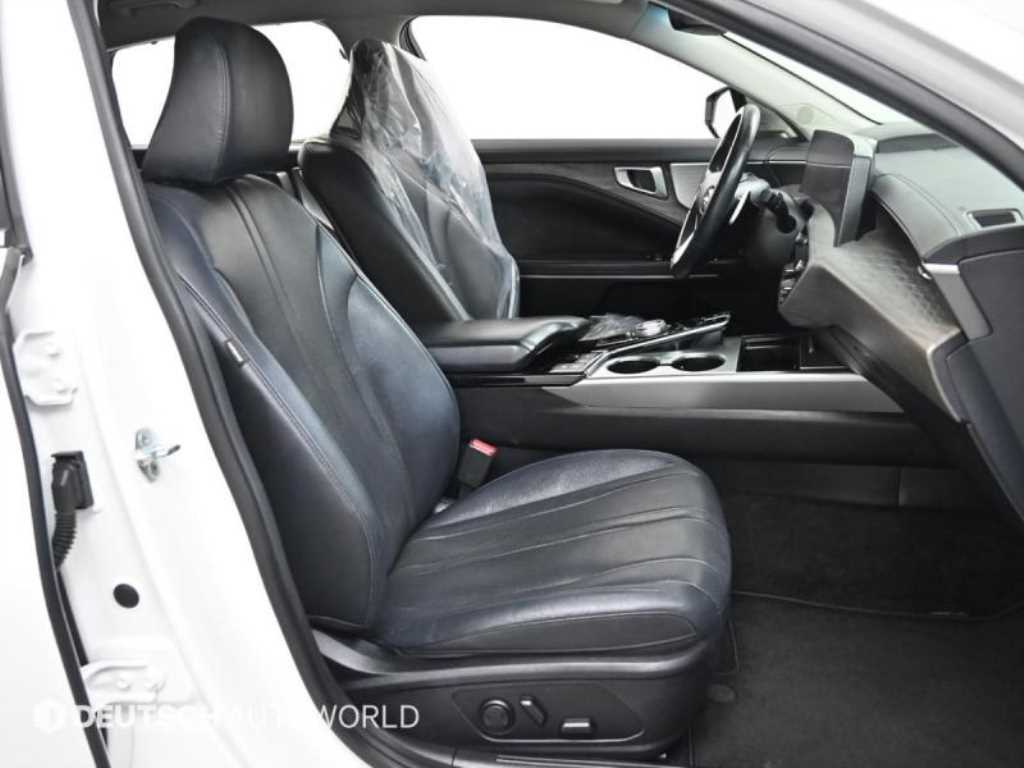 Kia K8 — photo 10