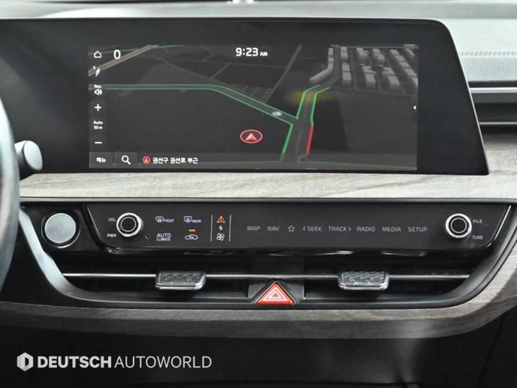Kia K8 — photo 14