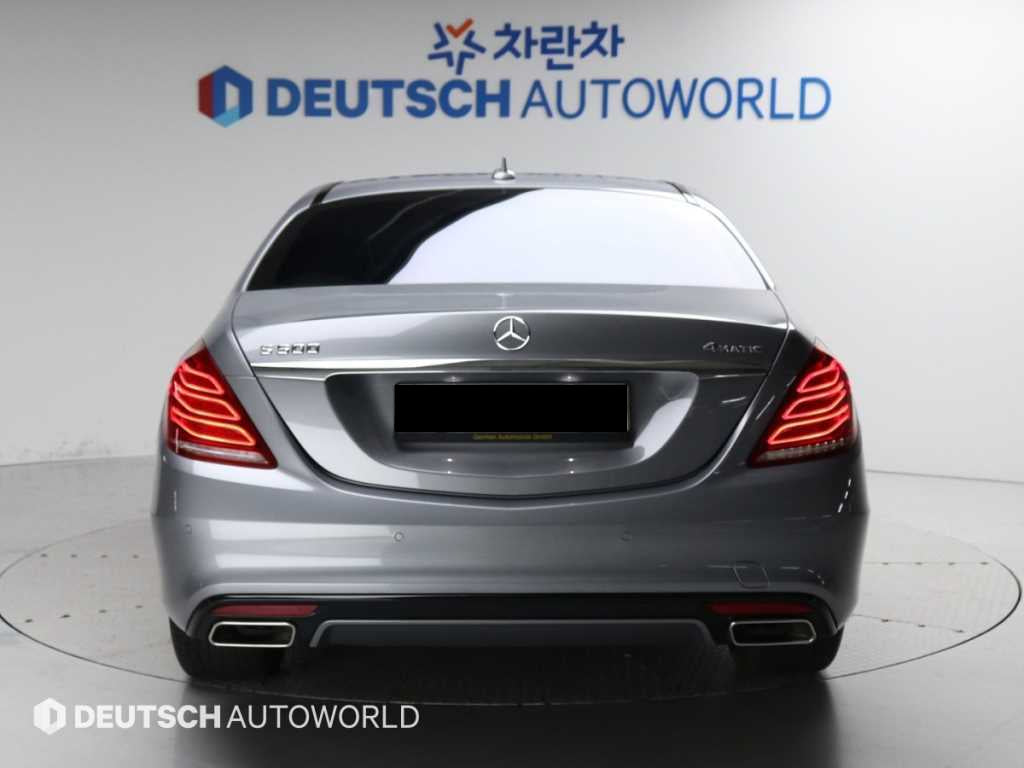Mercedes-Benz S-Class — photo 04