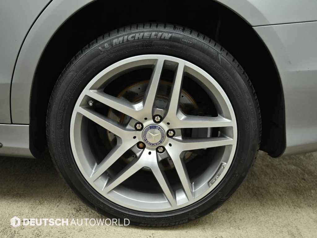Mercedes-Benz S-Class — photo 05