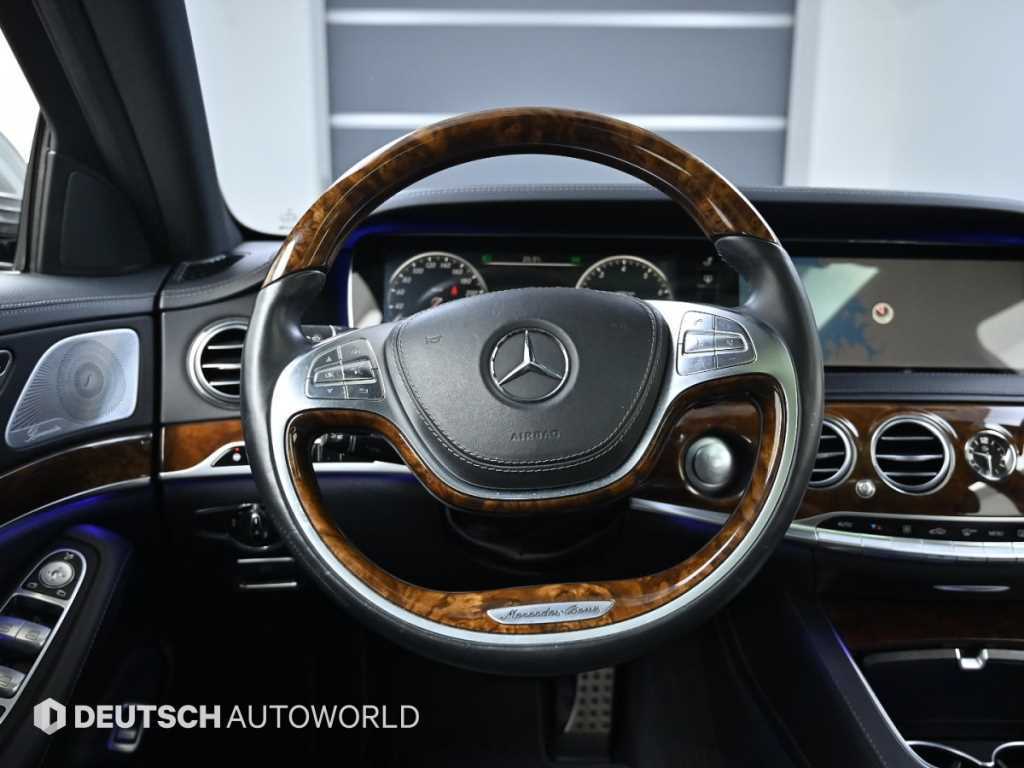 Mercedes-Benz S-Class — photo 13