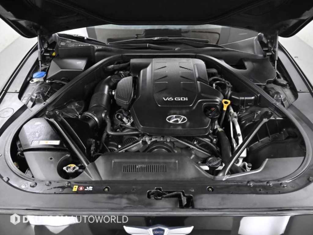 Hyundai Genesis — photo 06
