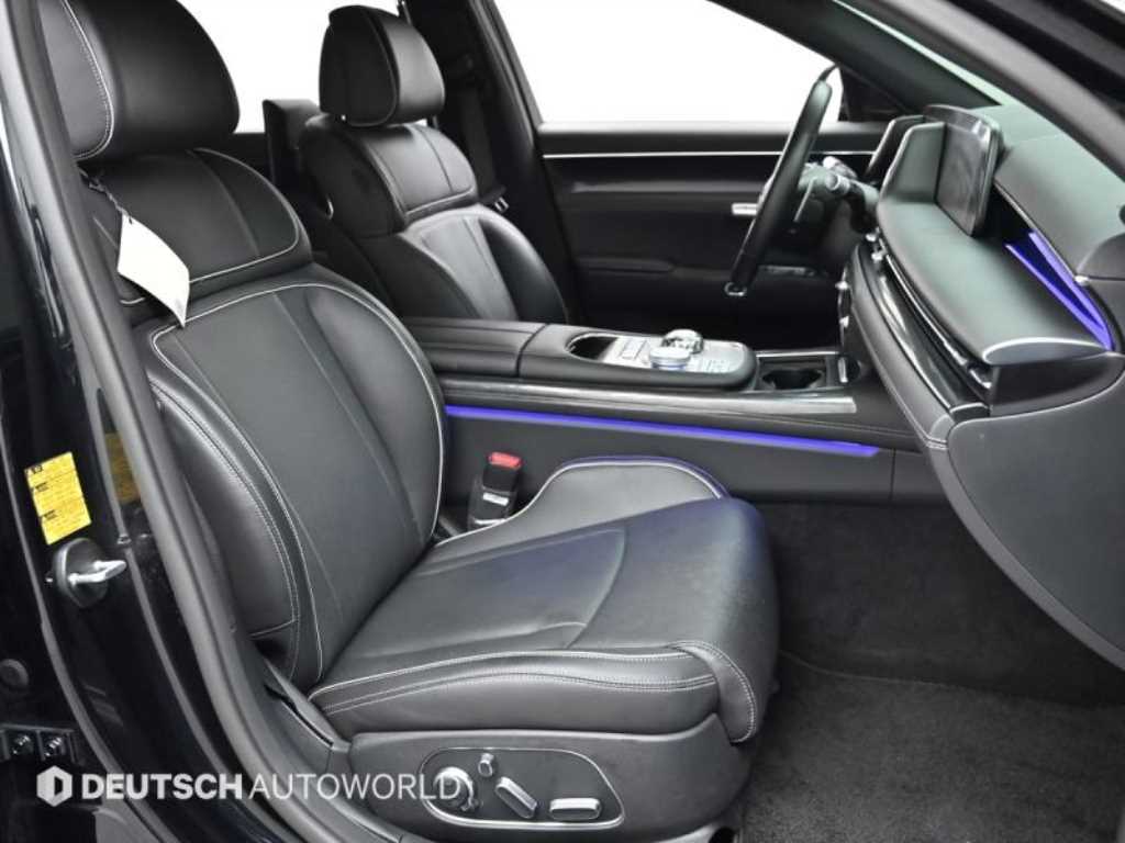 Genesis G90 — photo 10