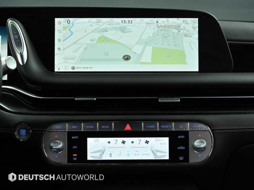Genesis G90 — photo 14