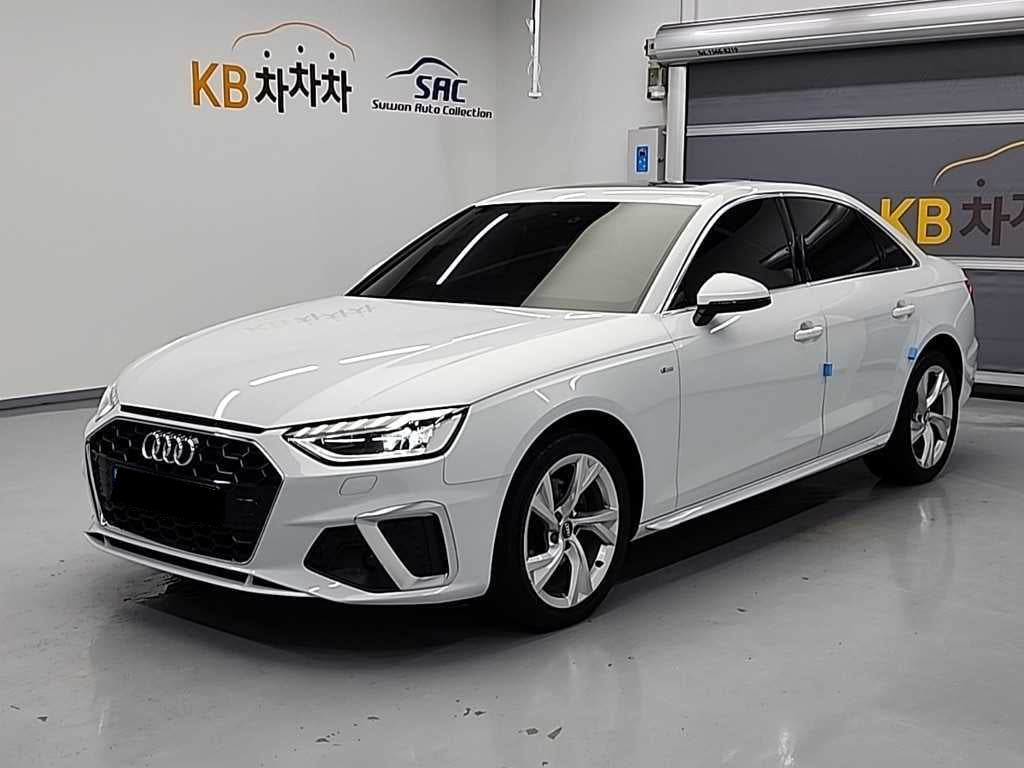 Audi A4 — photo 01