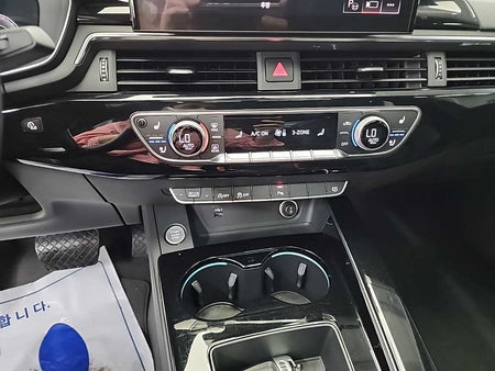 Audi A4 — photo 10