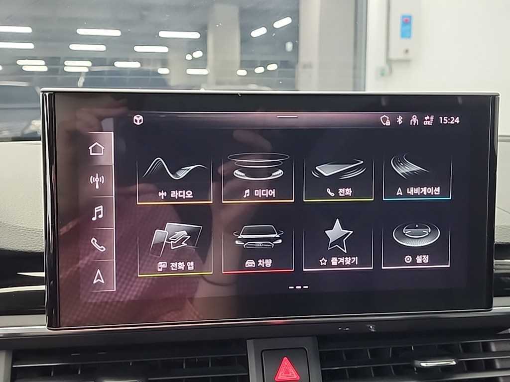Audi A4 — photo 15