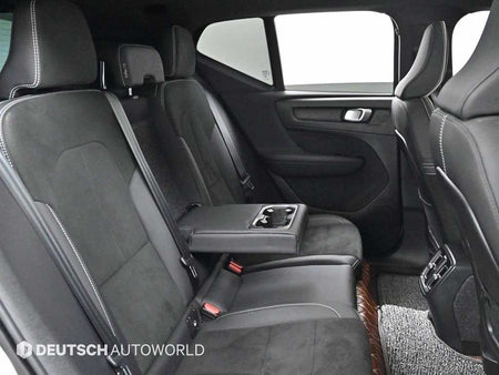 Volvo XC40 — photo 12