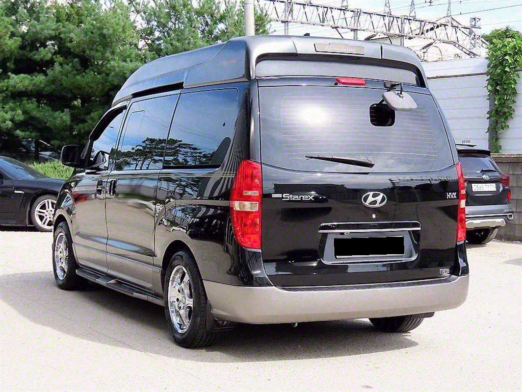 Hyundai Starex — photo 03
