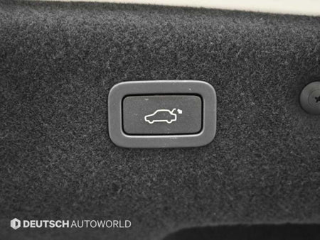 Jaguar XF — photo 20