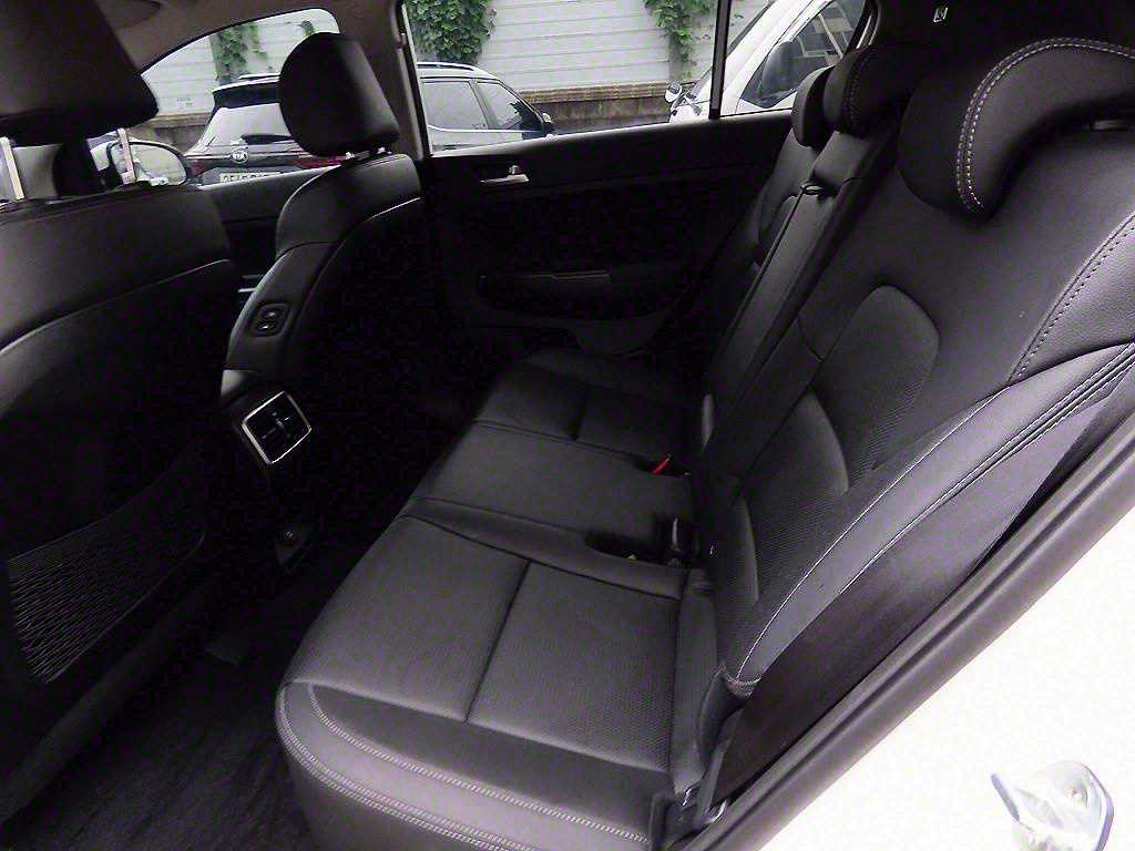 Kia Sportage — photo 06