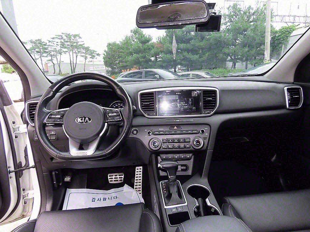 Kia Sportage — photo 07