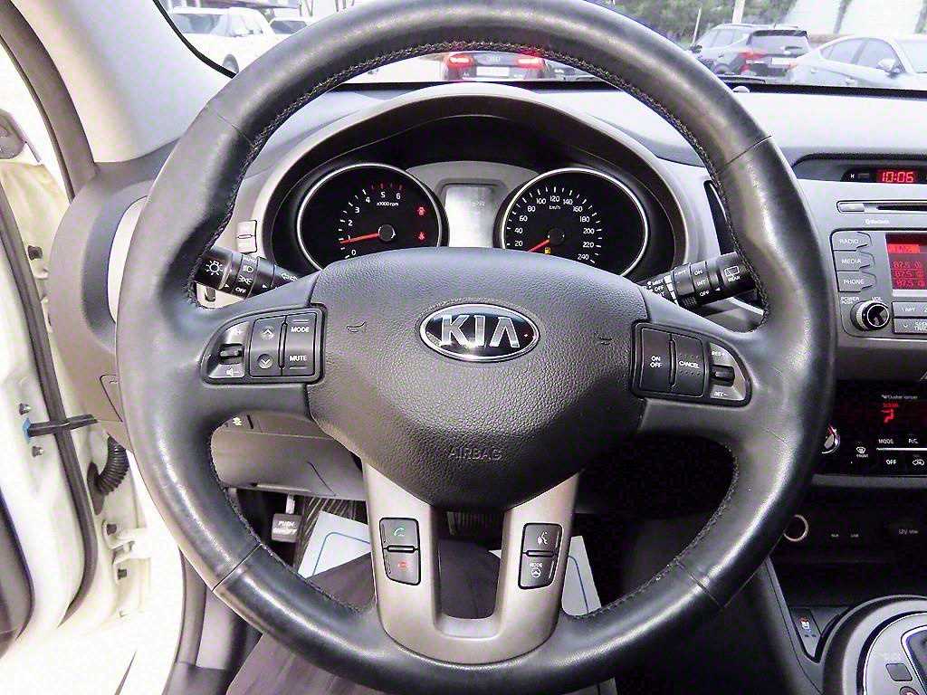 Kia Sportage — photo 08