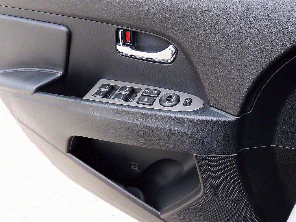 Kia Sportage — photo 11