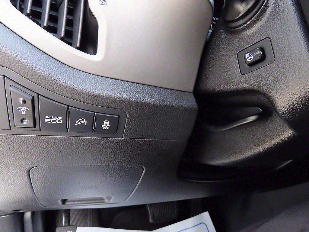 Kia Sportage — photo 12
