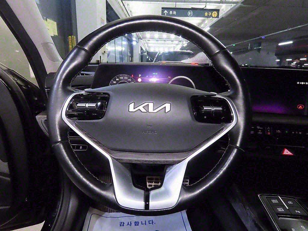 Kia K8 — photo 07