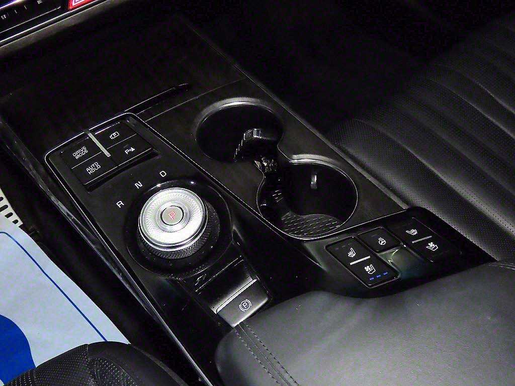 Kia K8 — photo 11