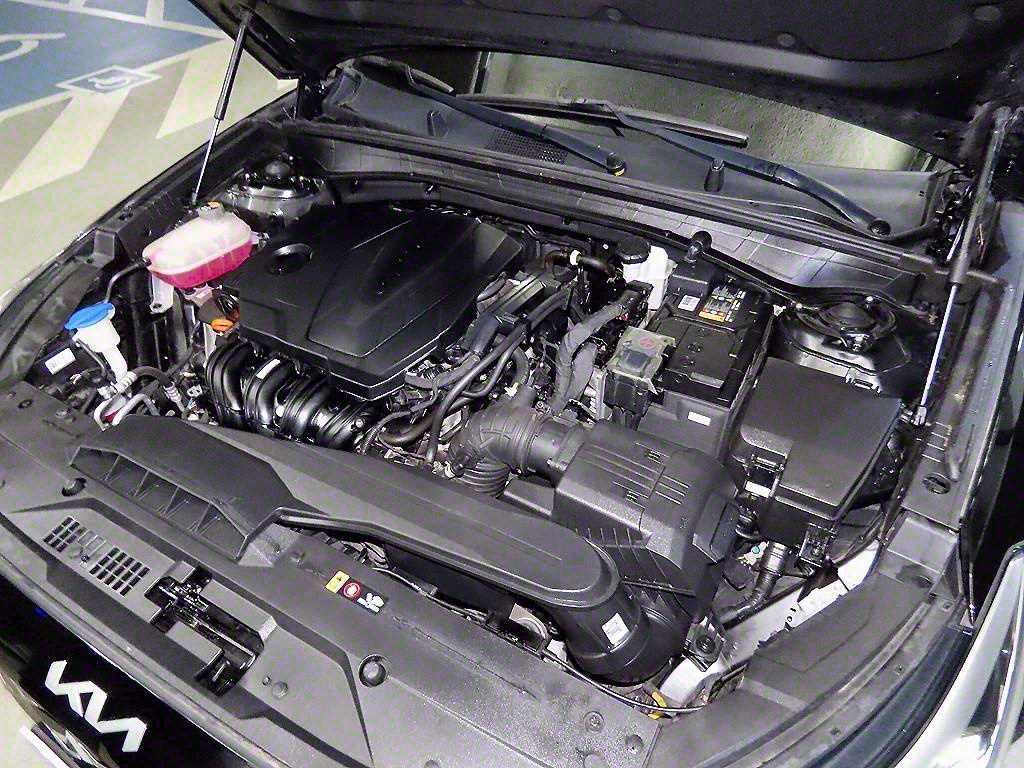 Kia K8 — photo 19