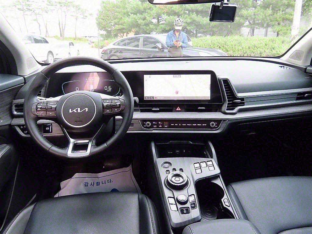 Kia Sportage — photo 07