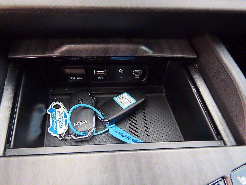 Kia Sportage — photo 14