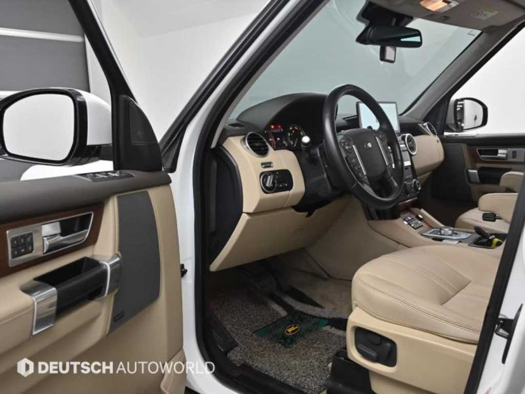 Land Rover Discovery — photo 05