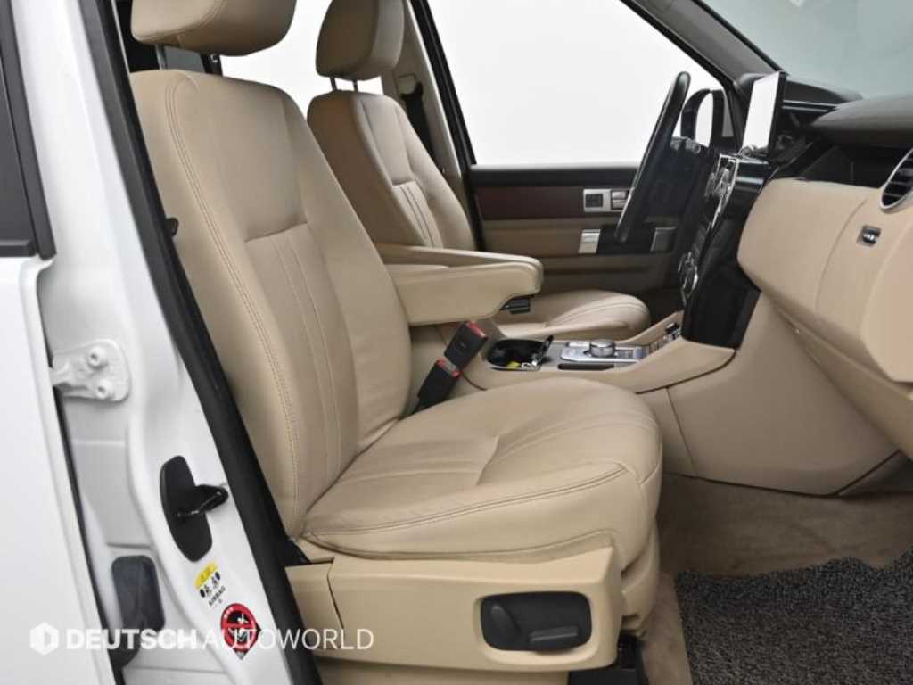 Land Rover Discovery — photo 06