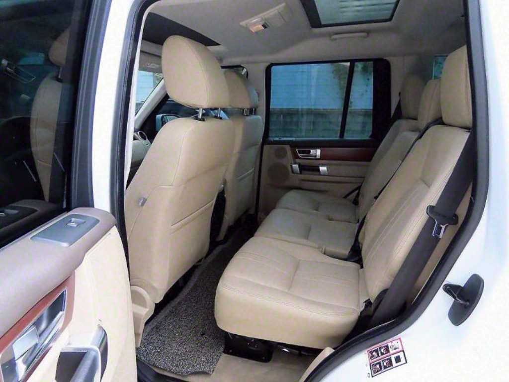 Land Rover Discovery — photo 07