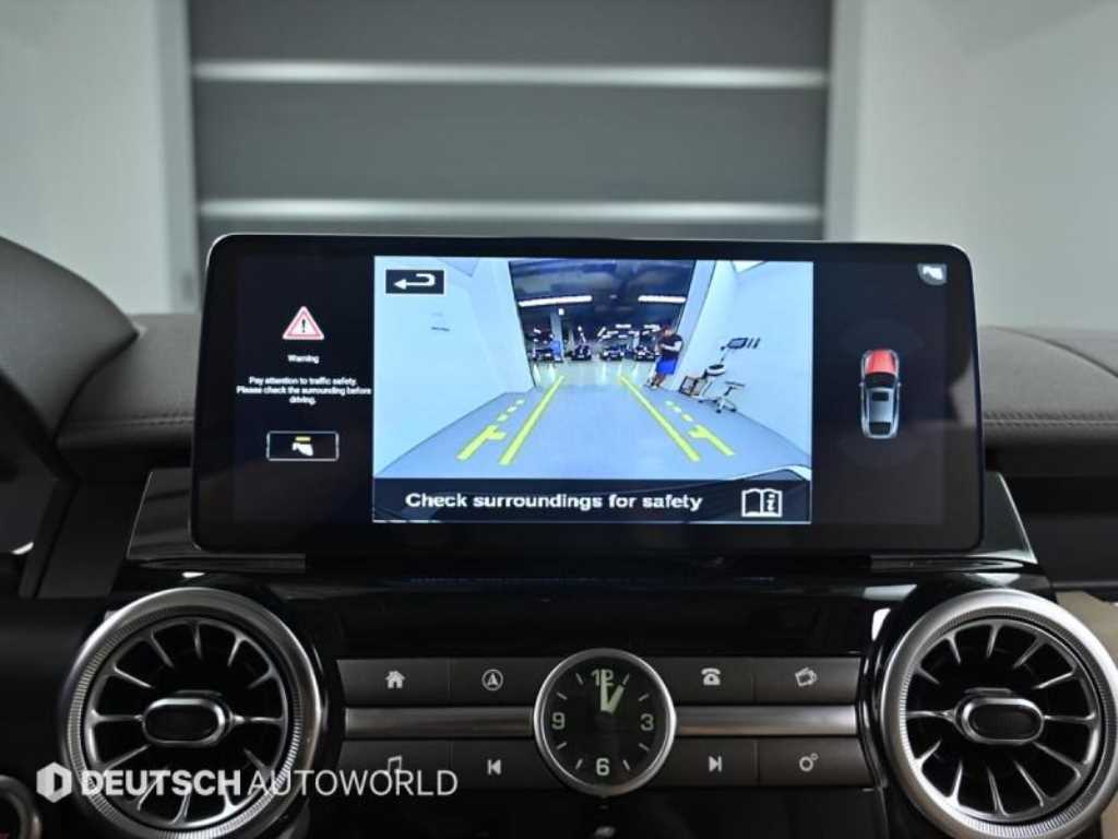 Land Rover Discovery — photo 12