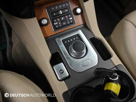 Land Rover Discovery — photo 13