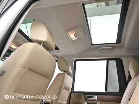 Land Rover Discovery — photo 14