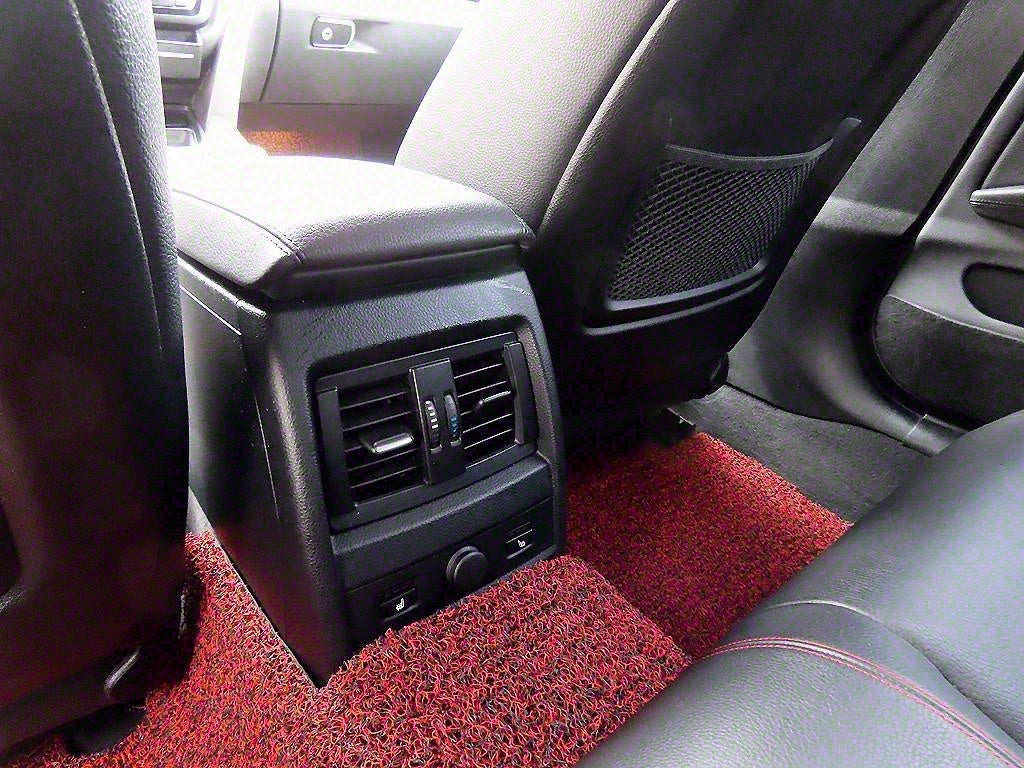 BMW 4-Series — photo 16