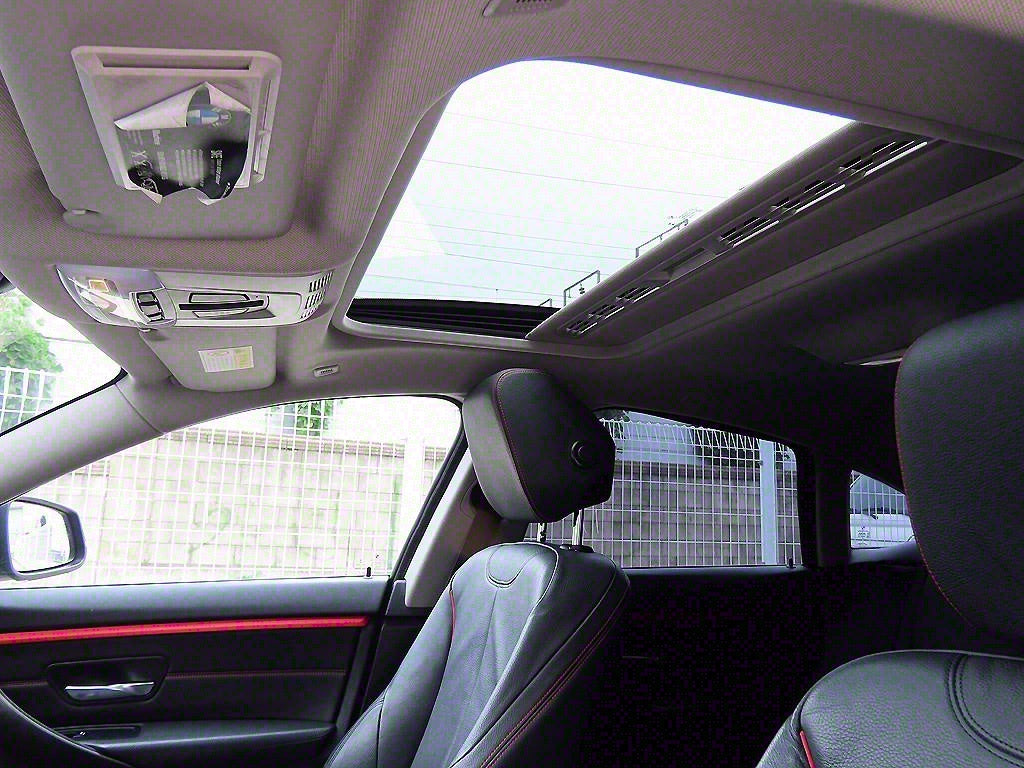 BMW 4-Series — photo 17