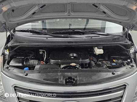 Hyundai Starex — photo 06