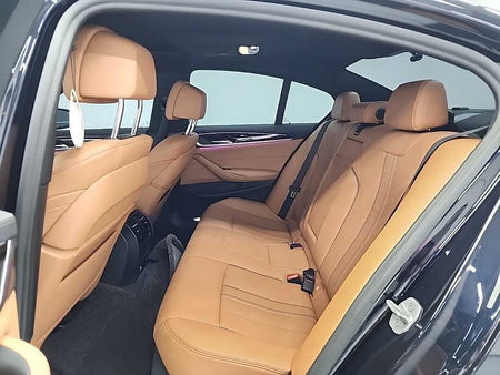BMW 5-Series — photo 12