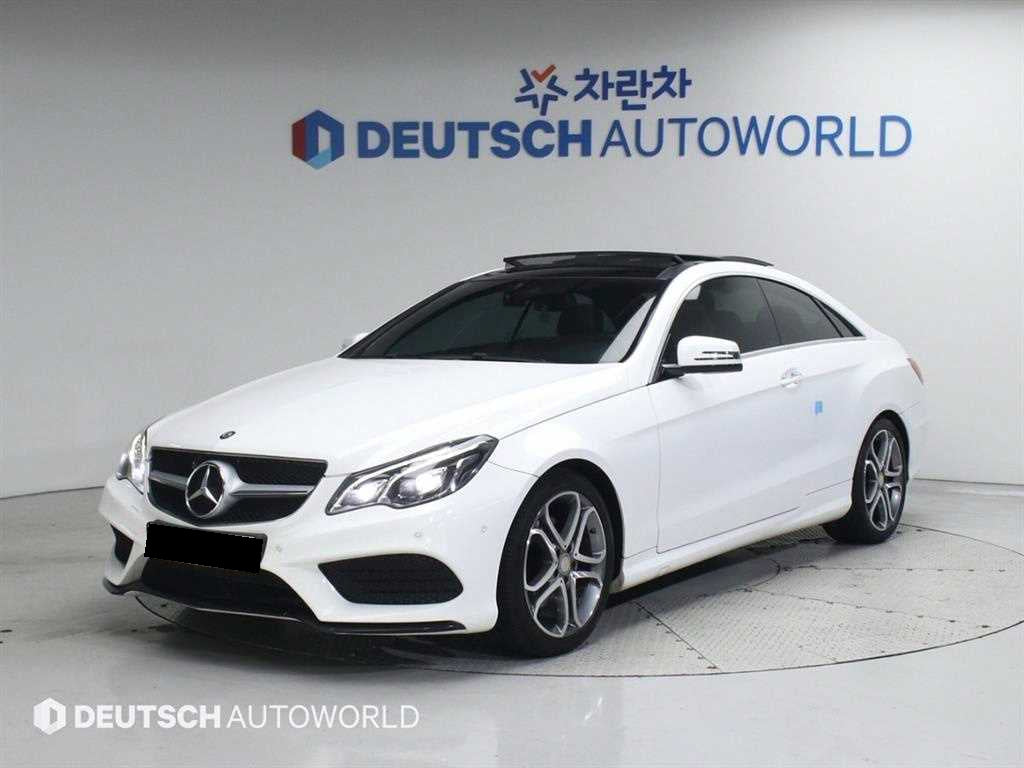 Mercedes-Benz E-Class — photo 01