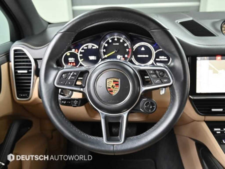 Porsche Cayenne — photo 13