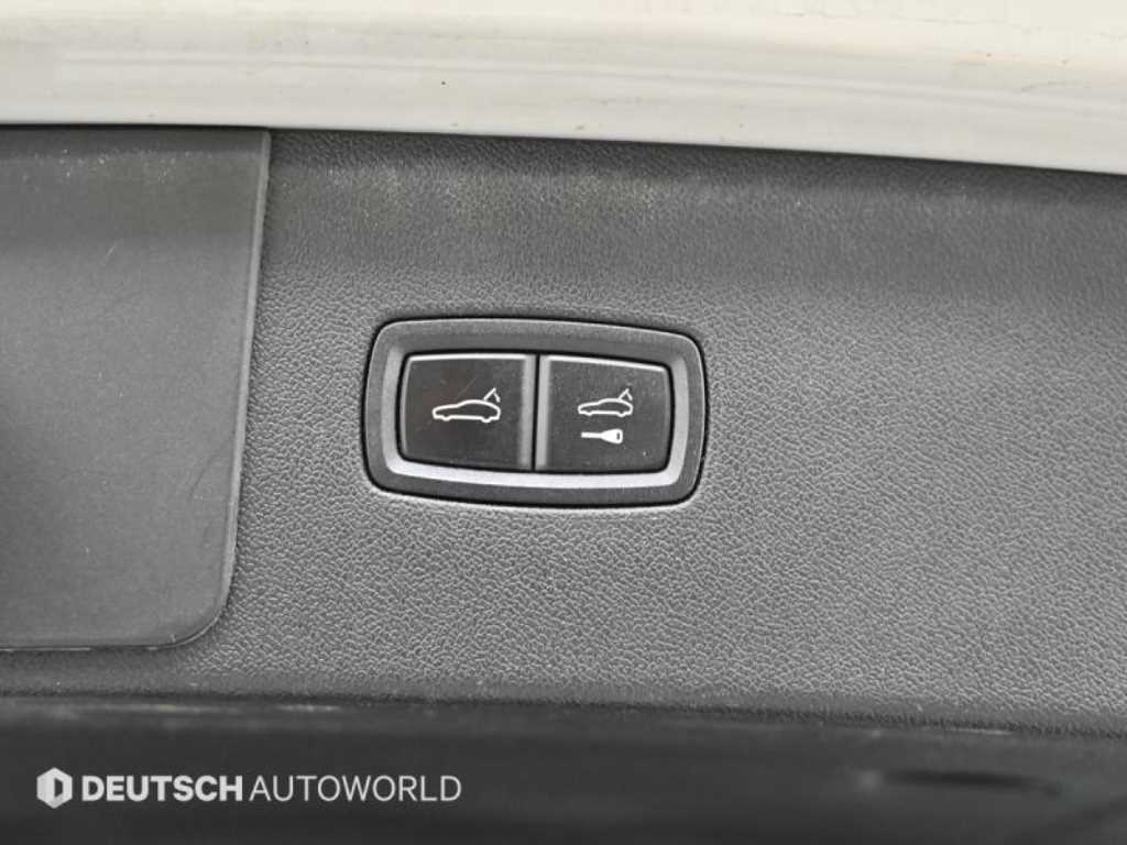 Porsche Cayenne — photo 20