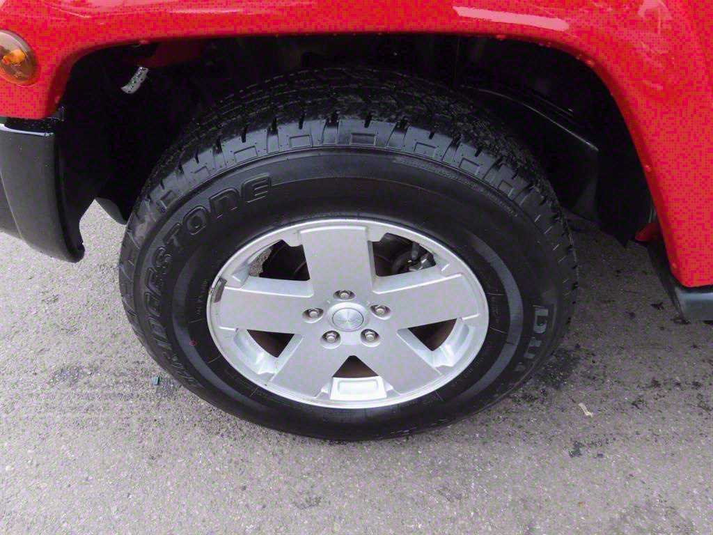 Jeep Wrangler — photo 08