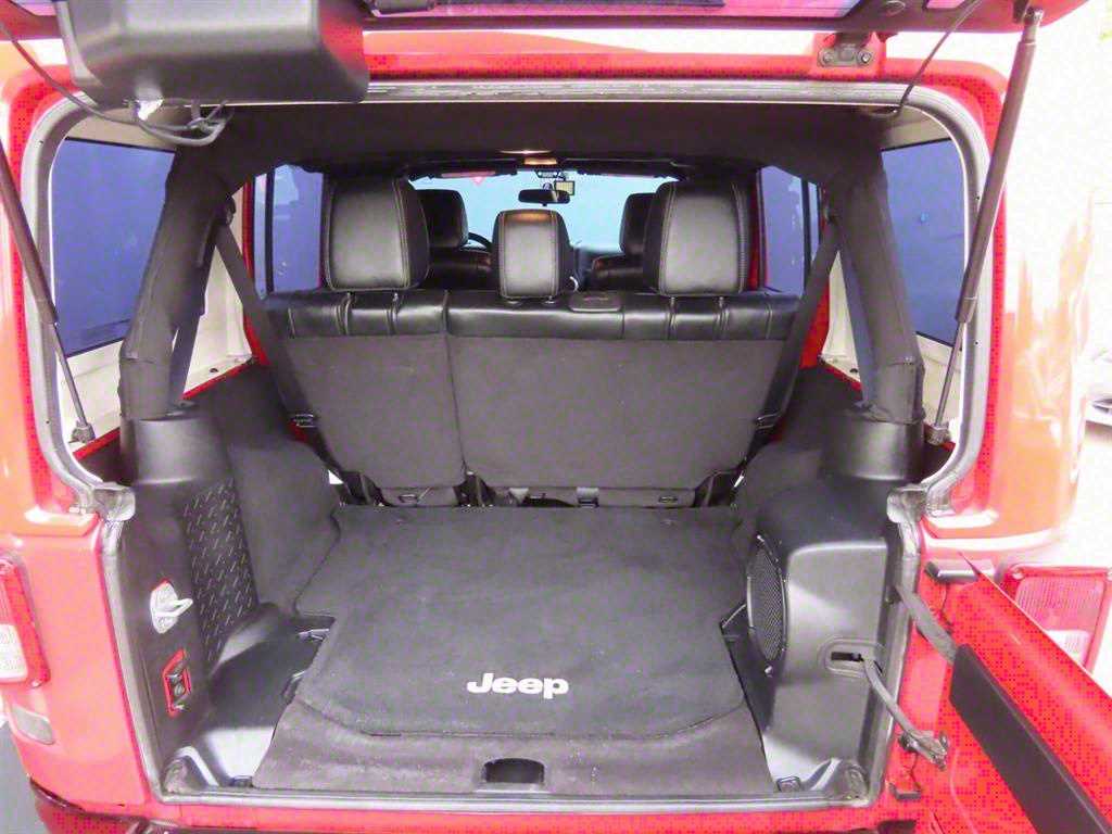 Jeep Wrangler — photo 09
