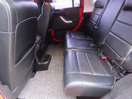 Jeep Wrangler — photo 11