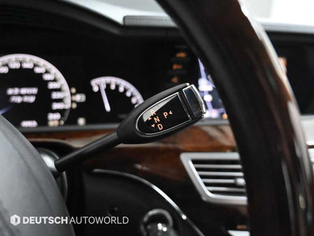 Mercedes-Benz S-Class — photo 09