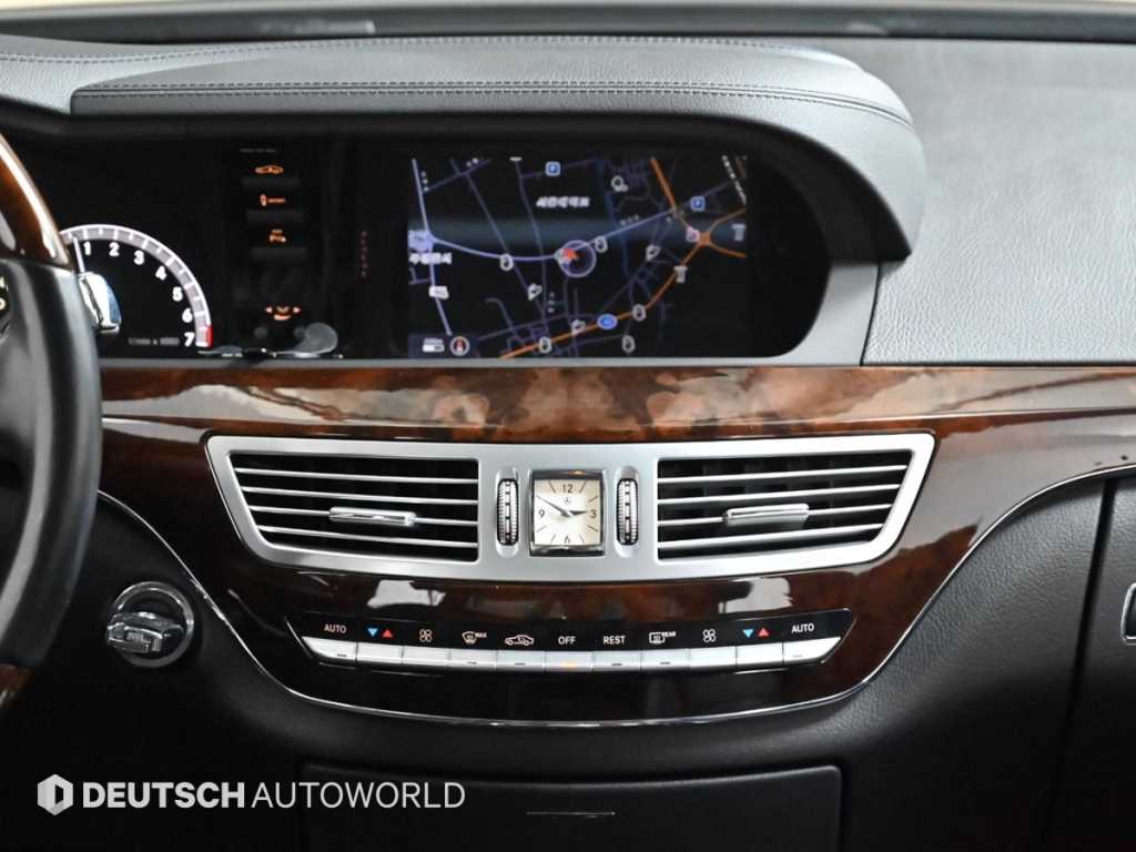 Mercedes-Benz S-Class — photo 14