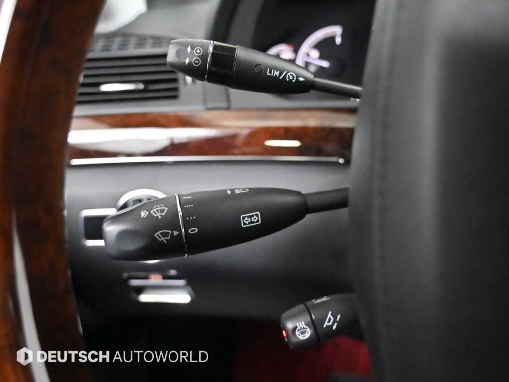 Mercedes-Benz S-Class — photo 18