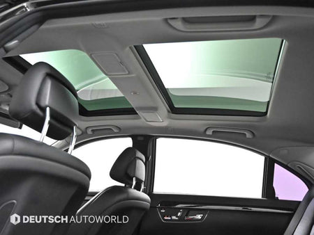Mercedes-Benz S-Class — photo 19